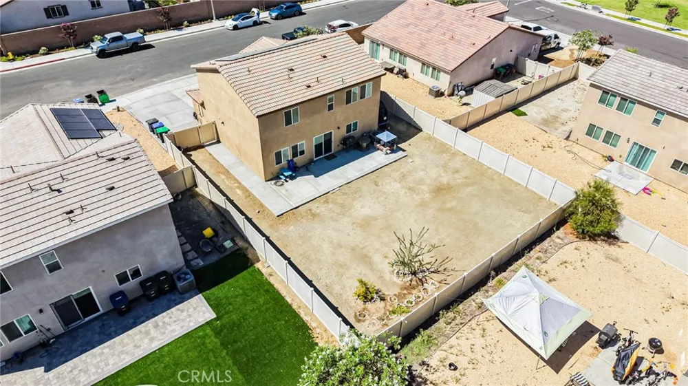 579 Pinyon San Jacinto, CA 92583