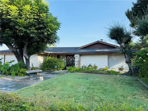 22864 Minona Drive