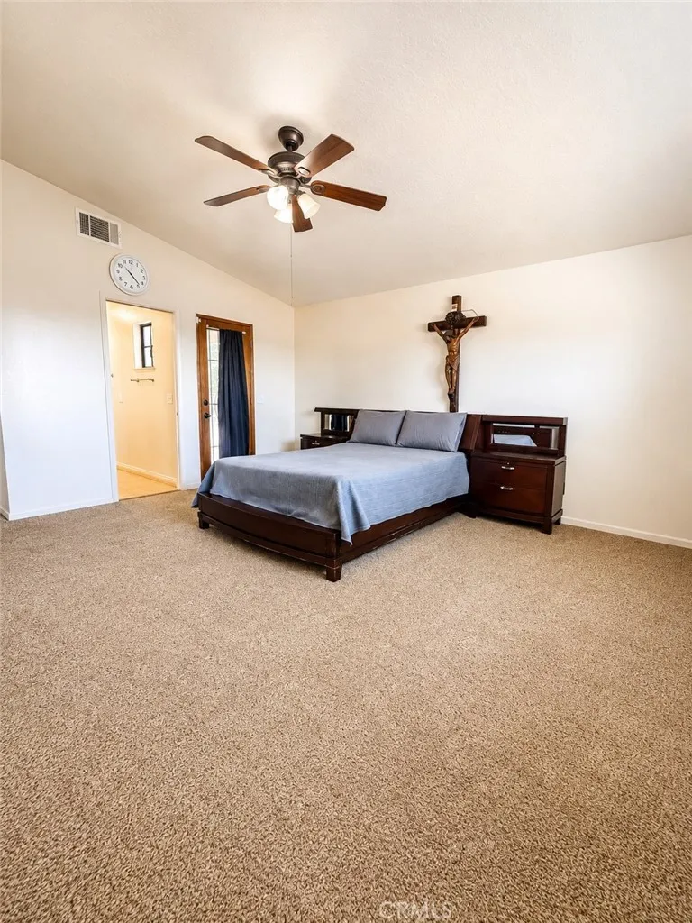 14829 Navajo Road Apple Valley, CA 92307