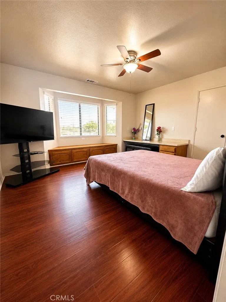 14829 Navajo Road Apple Valley, CA 92307