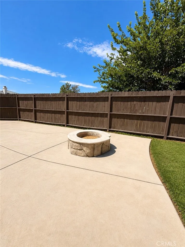 14829 Navajo Road Apple Valley, CA 92307