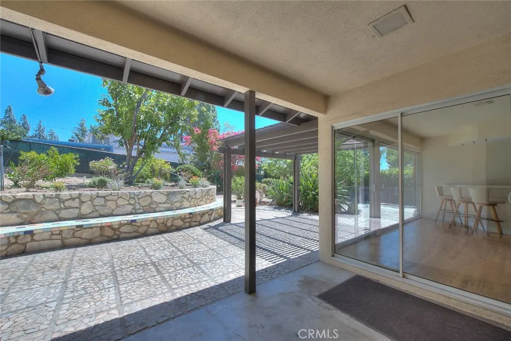 4808 El Sereno La Crescenta, CA 91214