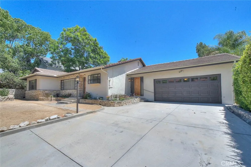4808 El Sereno La Crescenta, CA 91214