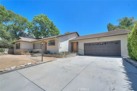 4808 El Sereno