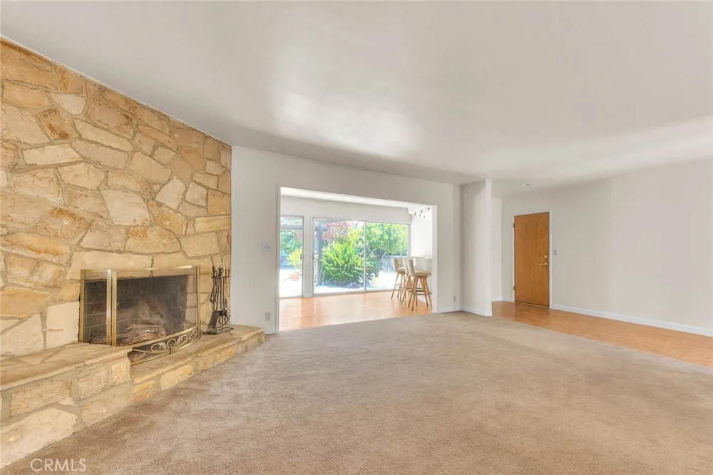 4808 El Sereno La Crescenta, CA 91214
