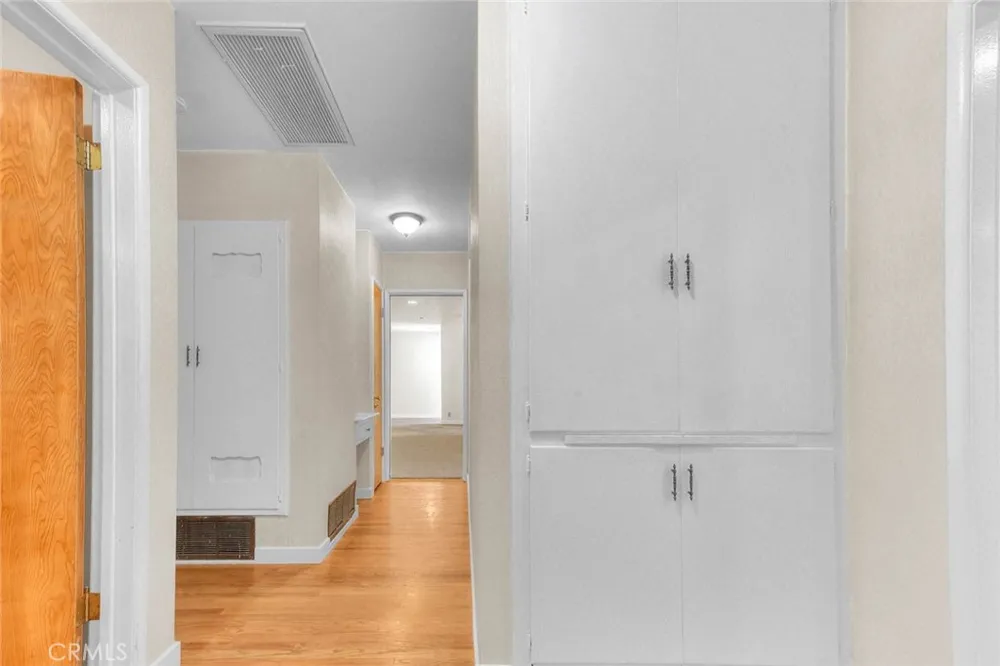 4808 El Sereno La Crescenta, CA 91214