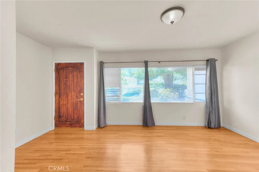 4808 El Sereno La Crescenta, CA 91214