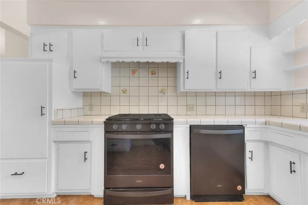 4808 El Sereno La Crescenta, CA 91214