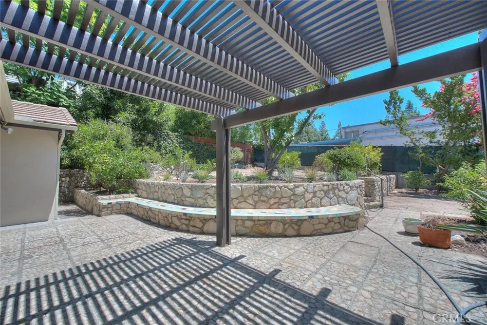 4808 El Sereno La Crescenta, CA 91214