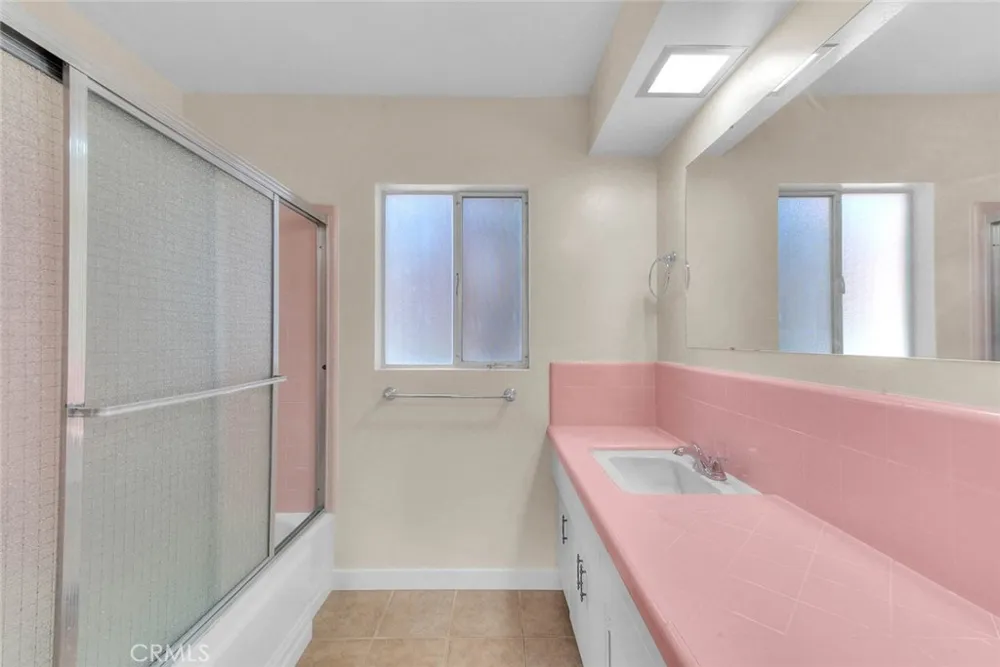 4808 El Sereno La Crescenta, CA 91214