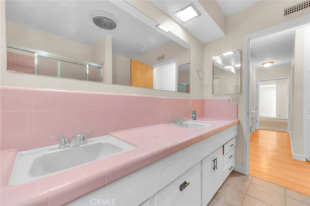 4808 El Sereno La Crescenta, CA 91214