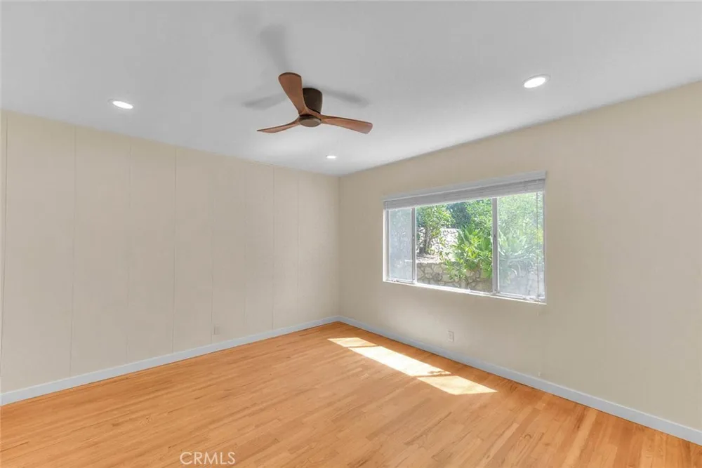 4808 El Sereno La Crescenta, CA 91214