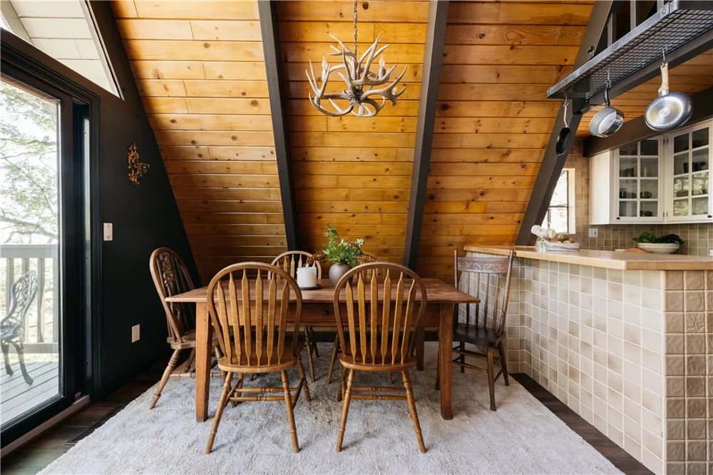 1457 Yosemite Lake Arrowhead, CA 92352