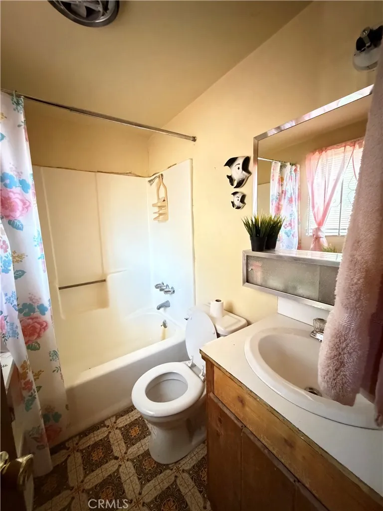33415 Cedar Arrowbear, CA 92382