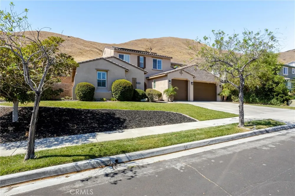 33264 Gold Mountain Road Yucaipa, CA 92399
