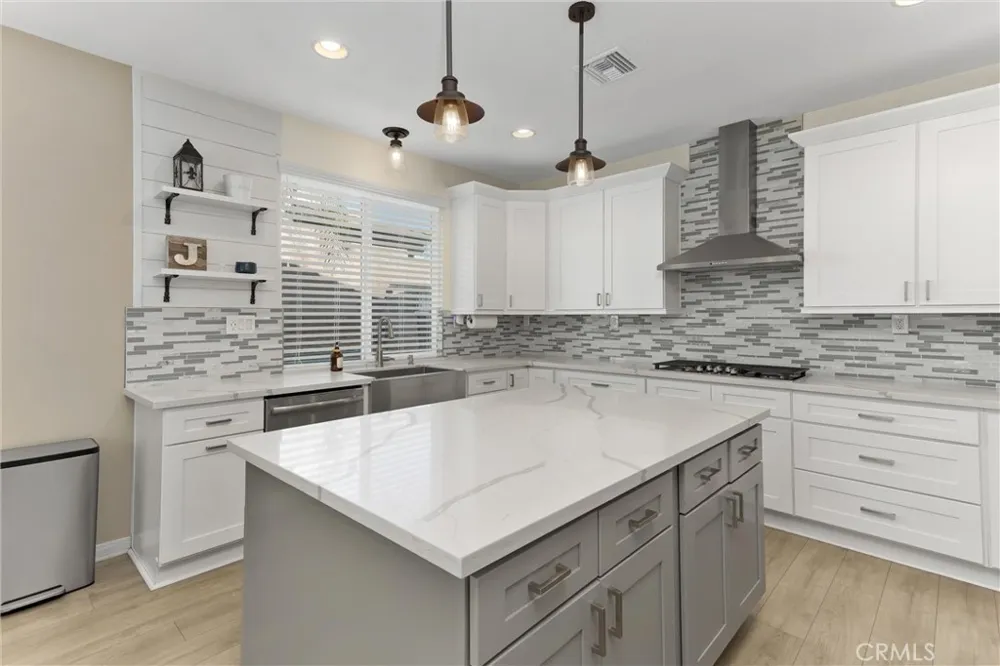 33264 Gold Mountain Road Yucaipa, CA 92399