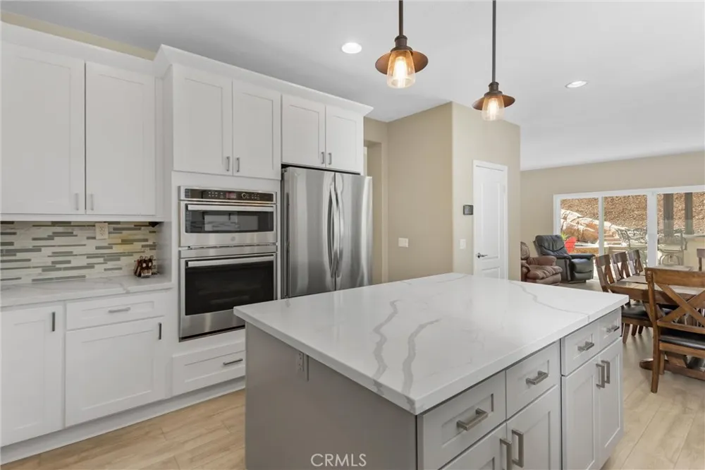 33264 Gold Mountain Road Yucaipa, CA 92399