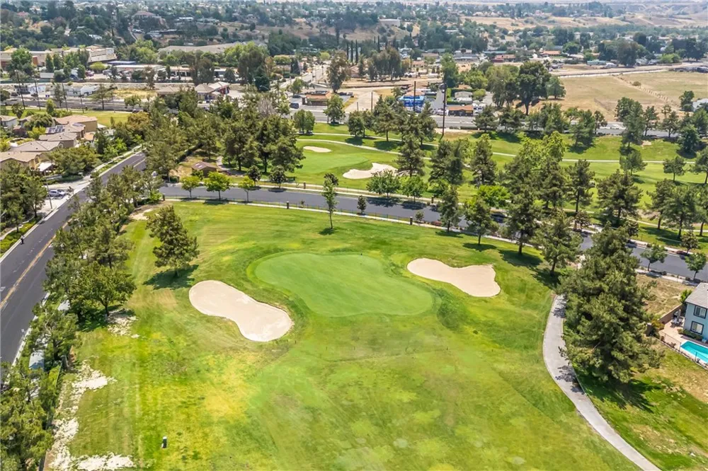 33264 Gold Mountain Road Yucaipa, CA 92399