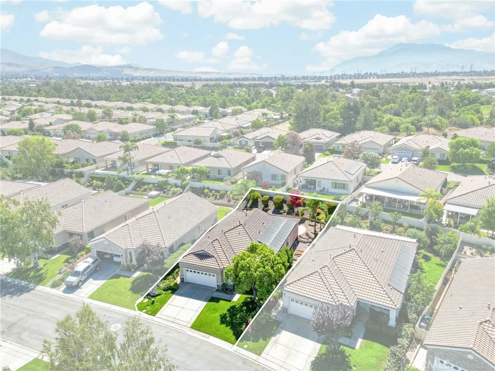 1730 Forest Oaks Beaumont, CA 92223