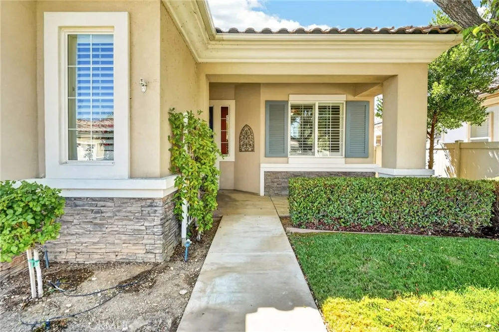 1730 Forest Oaks Beaumont, CA 92223