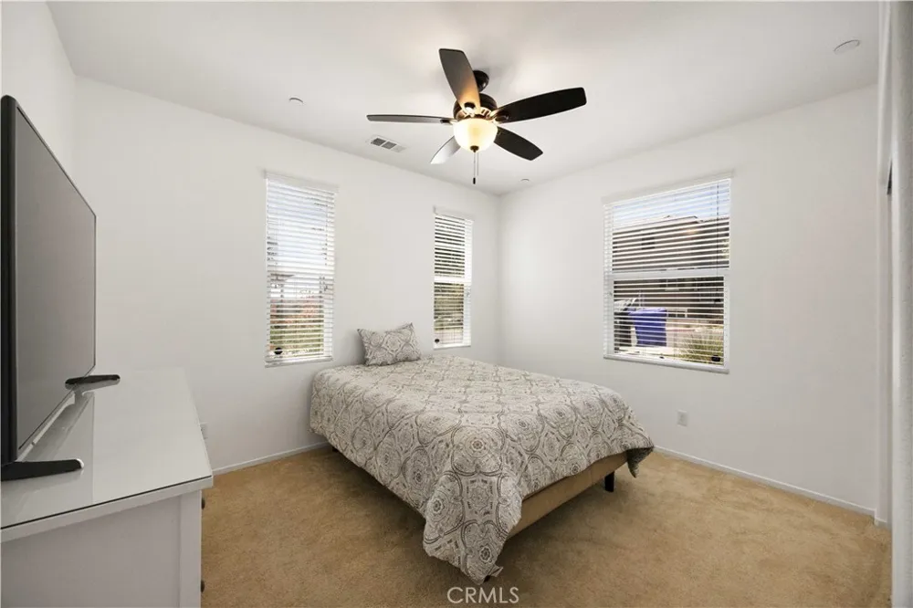 3992 Boulder Jurupa Valley, CA 92509