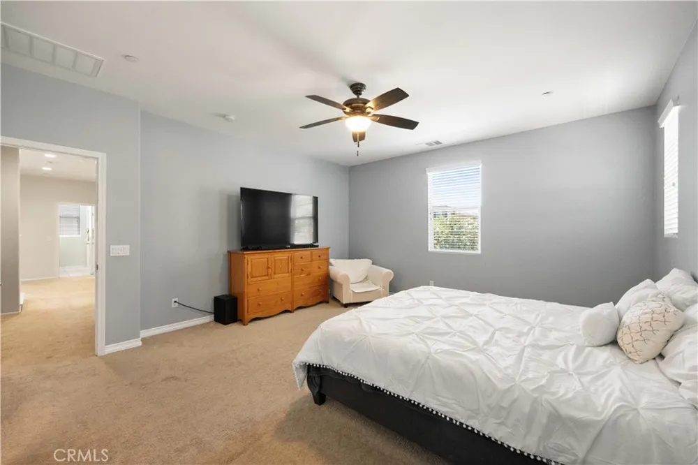 3992 Boulder Jurupa Valley, CA 92509
