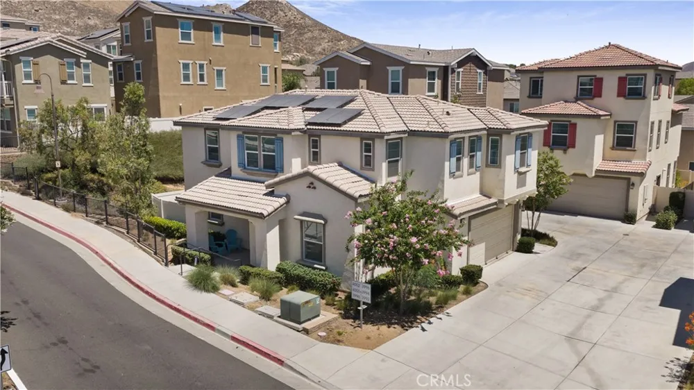 3992 Boulder Jurupa Valley, CA 92509