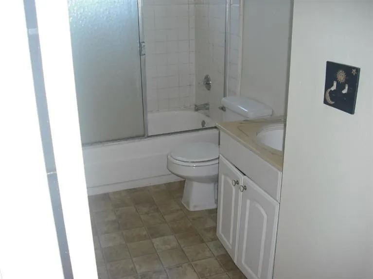 2557 Yardarm Avenue Port Hueneme, CA 93041