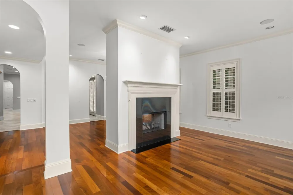 1136 S PENNSYLVANIA AVENUE Winter Park, FL 32789