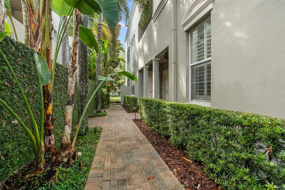 1136 S PENNSYLVANIA AVENUE Winter Park, FL 32789