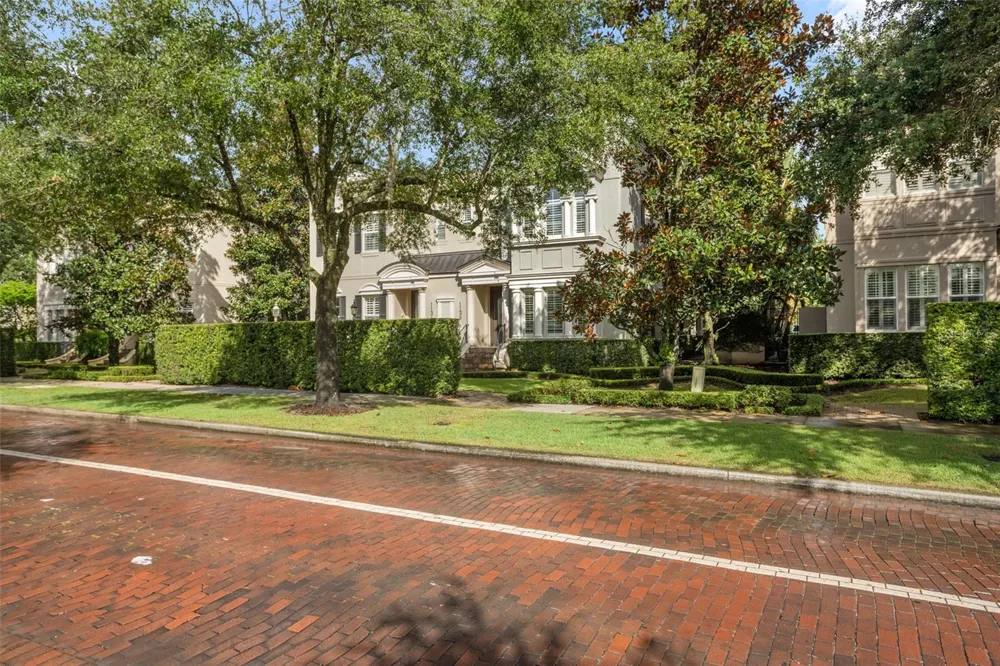 1136 S PENNSYLVANIA AVENUE Winter Park, FL 32789
