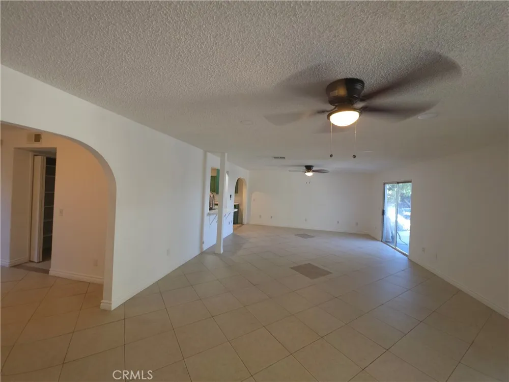 10853 Anemone Moreno Valley, CA 92557