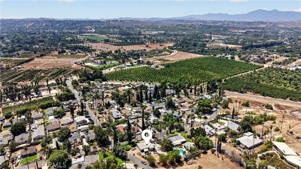 7307 Lenox Avenue Riverside, CA 92504