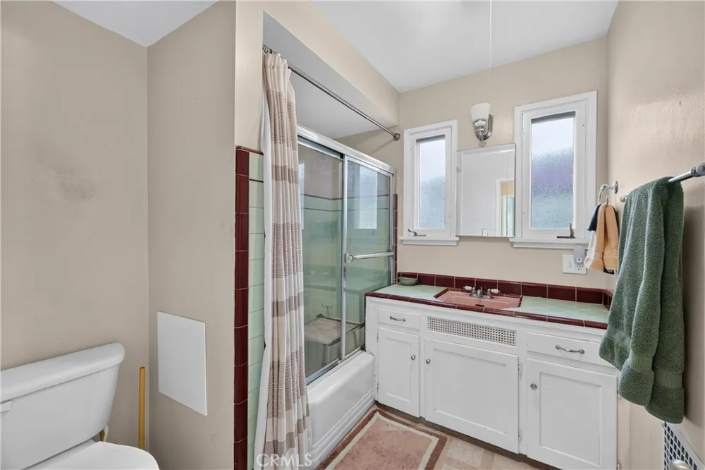 7307 Lenox Avenue Riverside, CA 92504