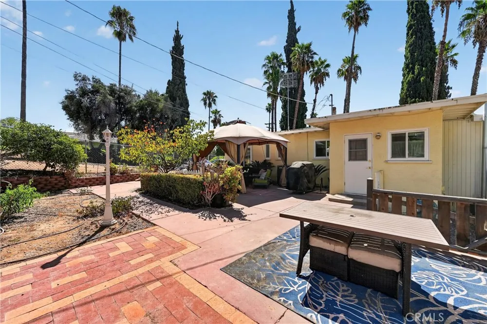 7307 Lenox Avenue Riverside, CA 92504