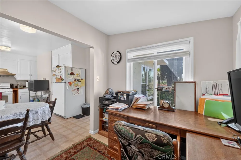 7307 Lenox Avenue Riverside, CA 92504