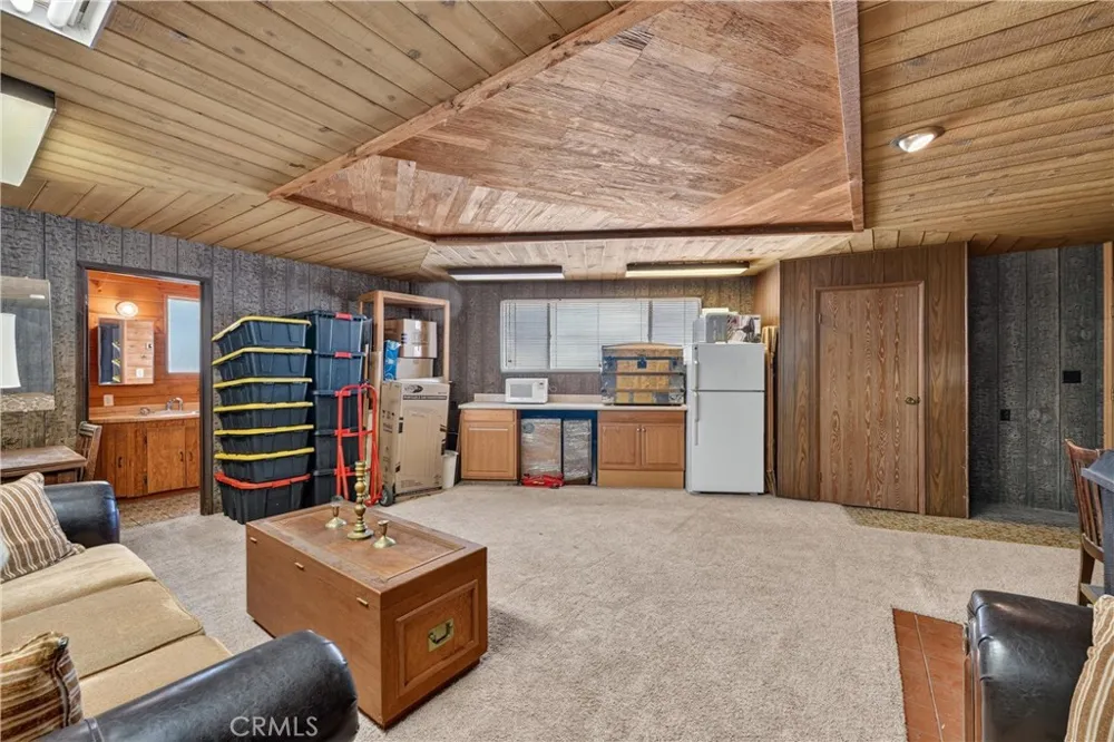 7307 Lenox Avenue Riverside, CA 92504