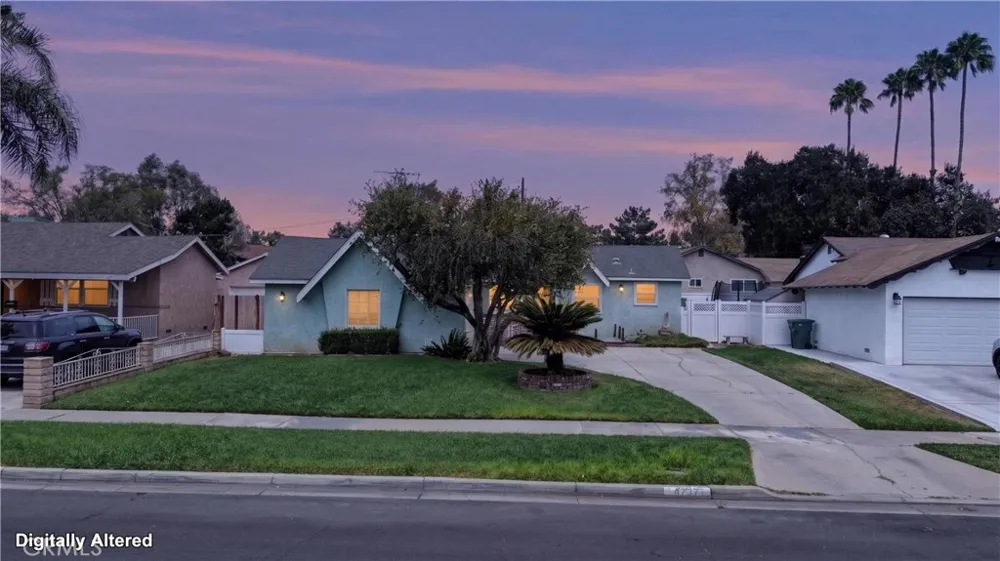4737 Toyon Road Riverside, CA 92504