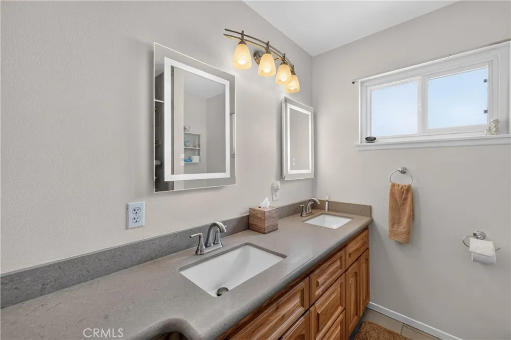 4737 Toyon Road Riverside, CA 92504