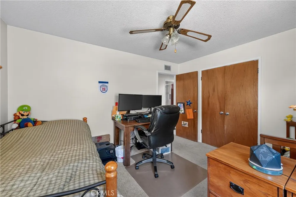 4737 Toyon Road Riverside, CA 92504