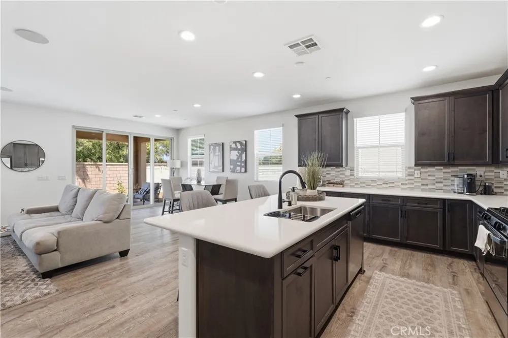 3029 Homeward Hemet, CA 92543