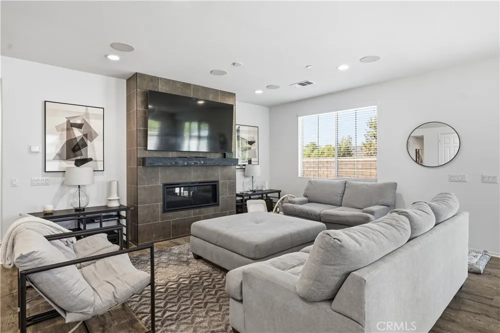 3029 Homeward Hemet, CA 92543