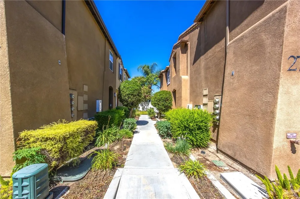 27894 John F Kennedy #A Moreno Valley, CA 92555