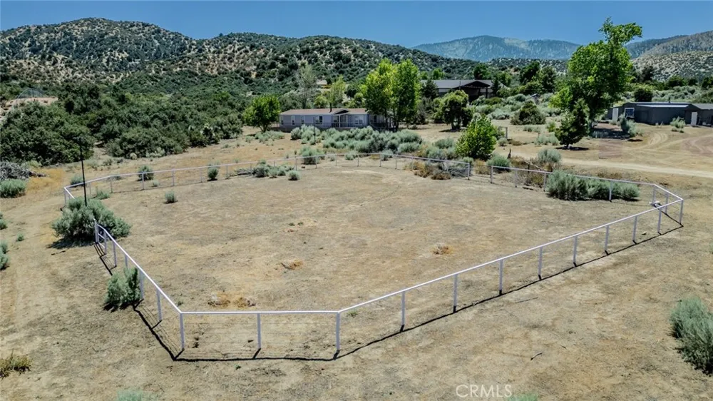 3303 HWY 2 Wrightwood, CA 92379