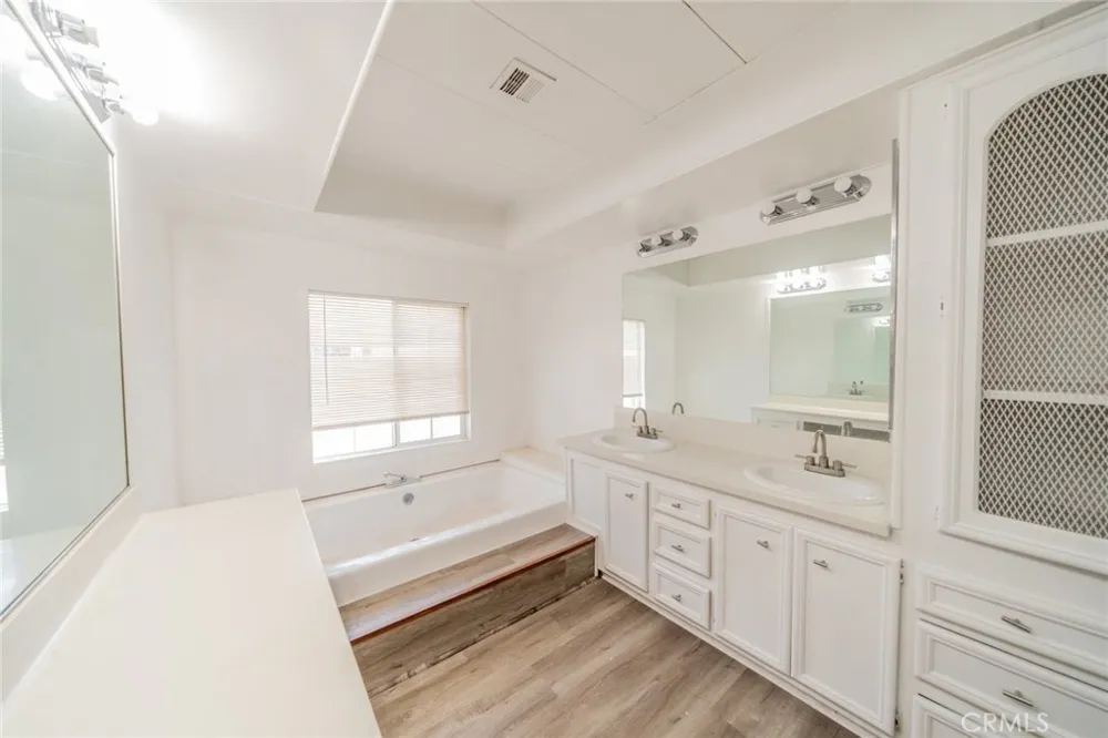 3303 HWY 2 Wrightwood, CA 92379