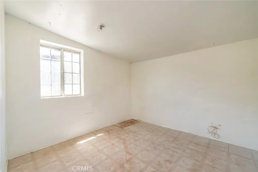 3303 HWY 2 Wrightwood, CA 92379