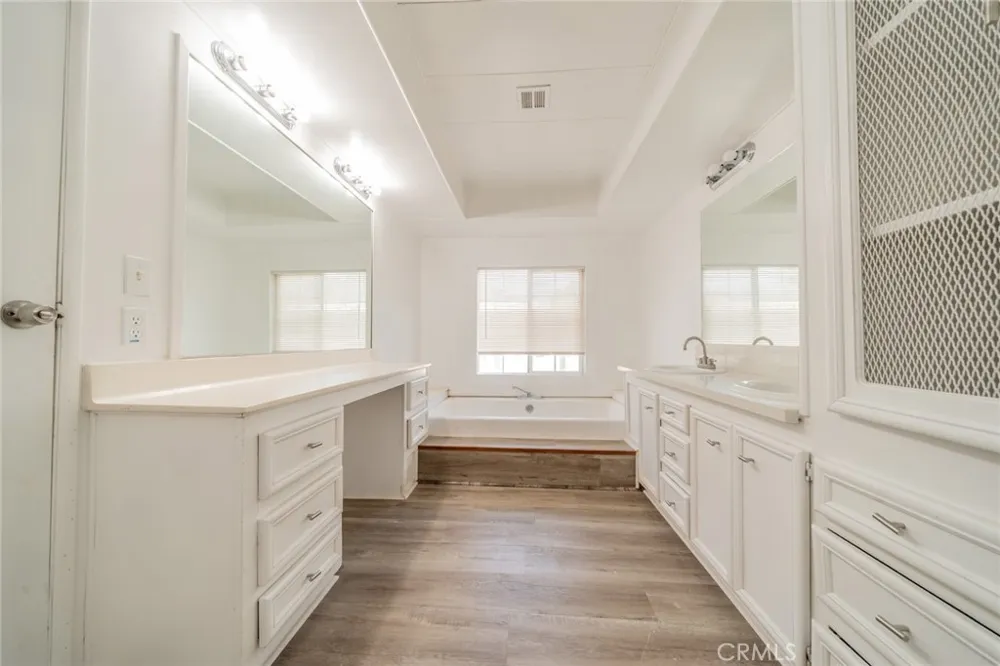 3303 HWY 2 Wrightwood, CA 92379