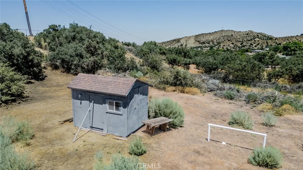 3303 HWY 2 Wrightwood, CA 92379