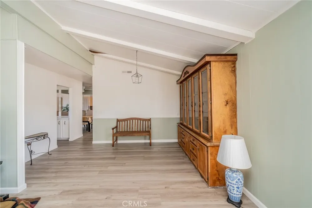 3303 HWY 2 Wrightwood, CA 92379