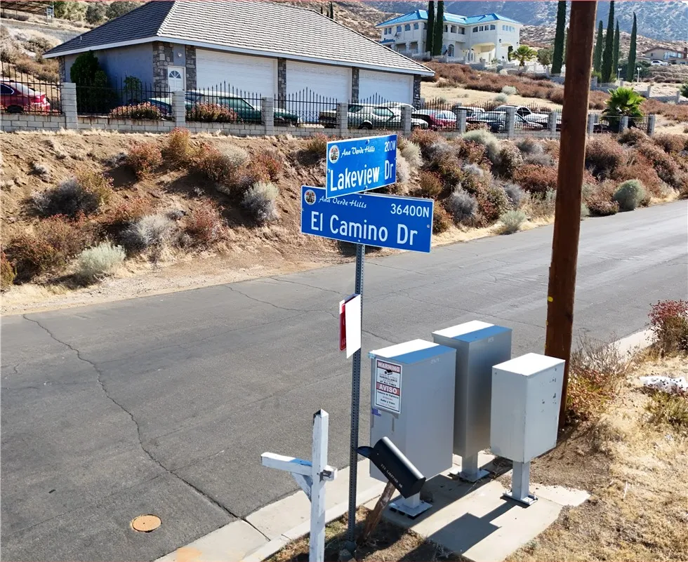 El Camino Drive Palmdale, CA 93551